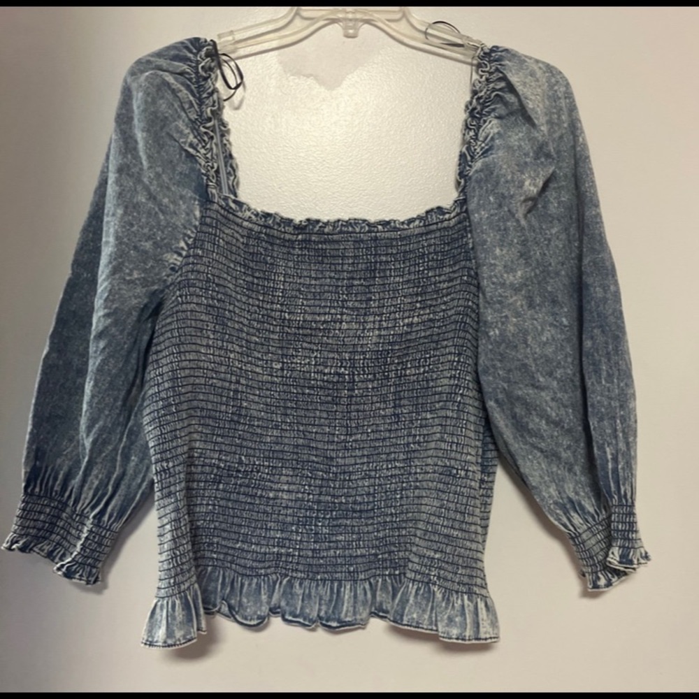 Denim acid wash crop top stretchy
